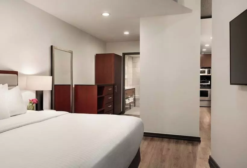 スイート, Twelve Midtown, Marriott Autograph Collection