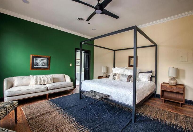 带大床的复式套间, The Union