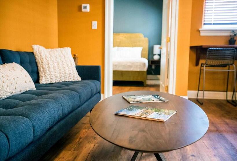 带大床的套房, The Union