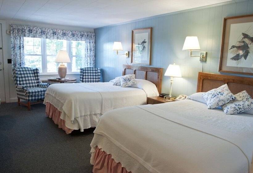 带2个双人床的标准工作室, Mount Battie Inn