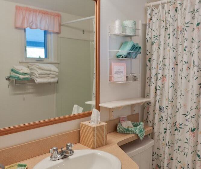 家庭套房, Mount Battie Inn