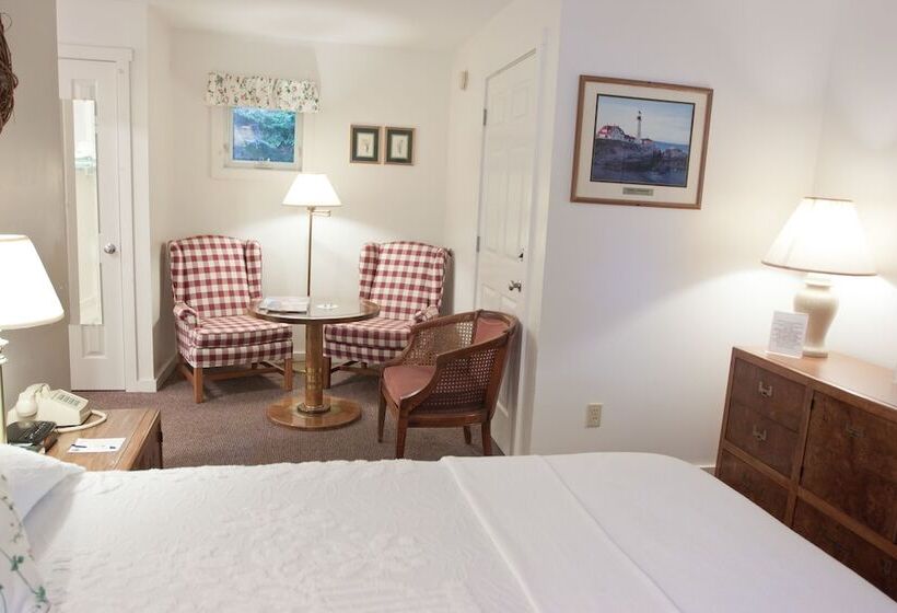 家庭套房, Mount Battie Inn