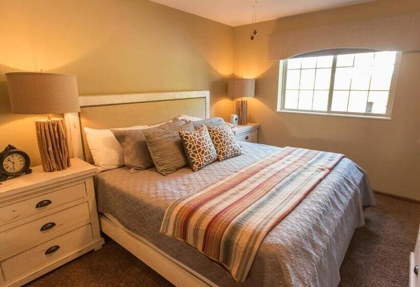 شقة غرفتين, Wild Eagle Lodge