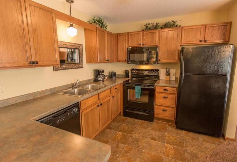 شقة غرفتين, Wild Eagle Lodge