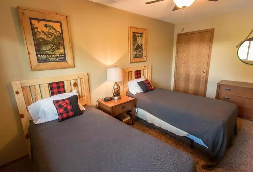 ２ベッドルームアパートメント, Wild Eagle Lodge