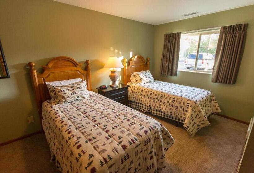 شقة 3 غرف, Wild Eagle Lodge