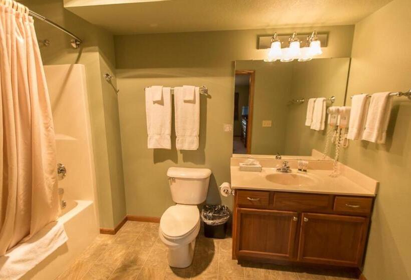 شقة 3 غرف, Wild Eagle Lodge