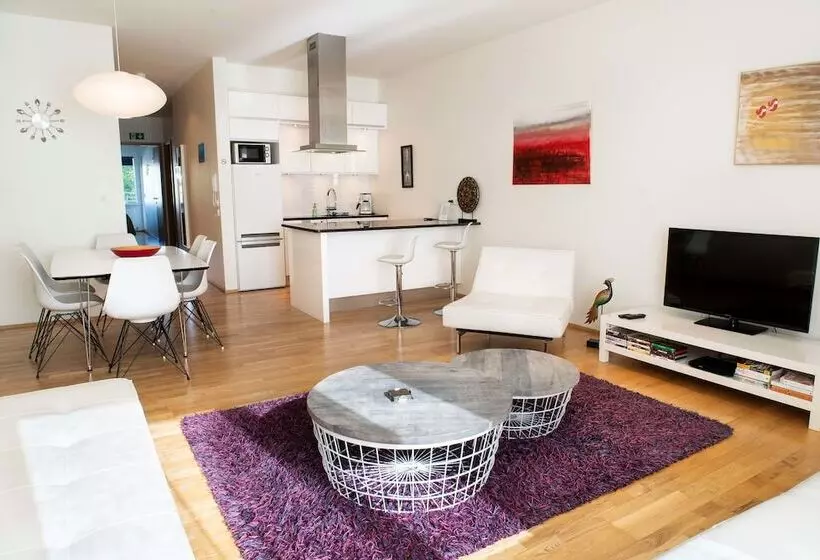 2 Bedroom Deluxe Apartment
