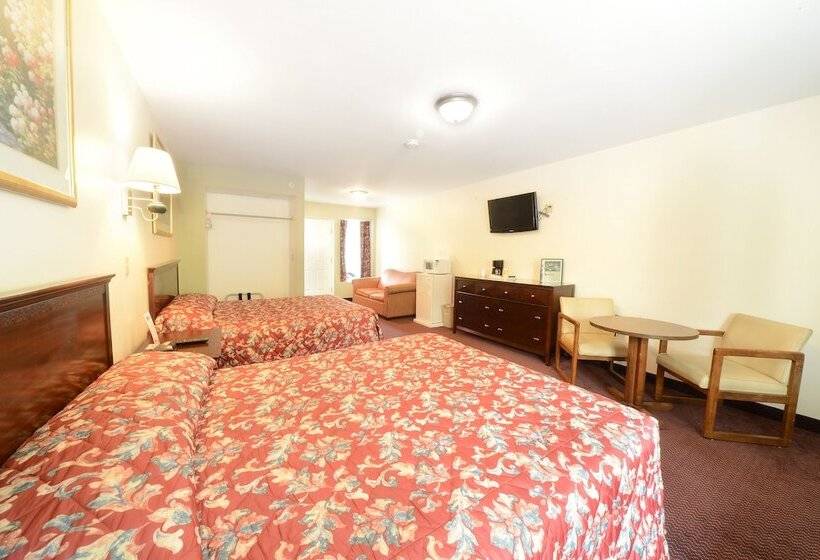 スイート, Studio Motel Of Lake George