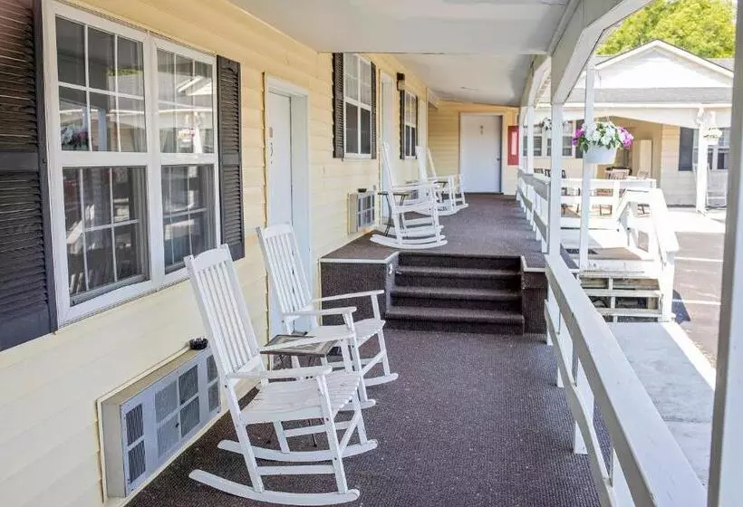デラックスルーム, Longhouse Lodge Motel