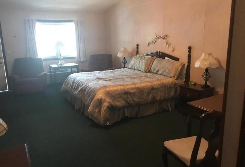 Номер Deluxe Кровать Кинг, Longhouse Lodge Motel