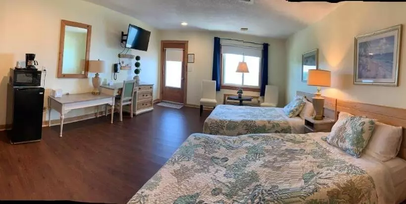 ２ダブルベッドのスタンダードルーム, Cape Pines Motel