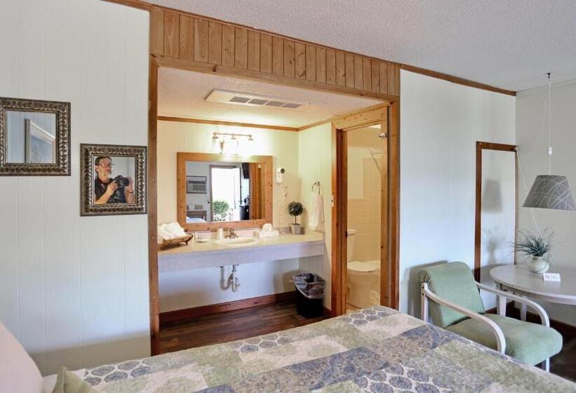 一楼标准间, Cape Pines Motel