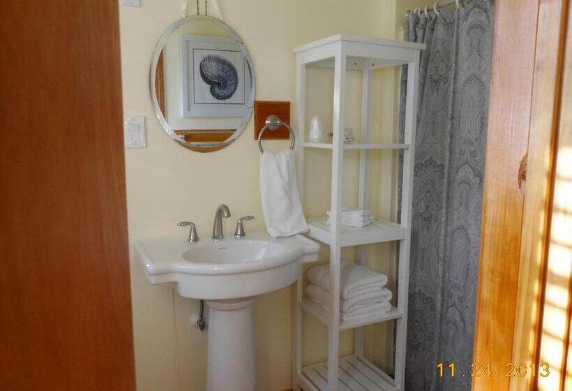 豪华两卧套房, Cape Pines Motel