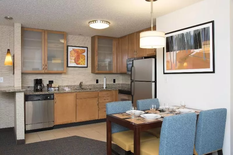 キングサイズベッドのスイートルーム, Fairfield Inn & Suites Marianna