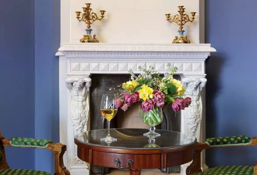 سوییت جونیور, Gallery Park Hotel & Spa, A Châteaux & Hôtels Collection