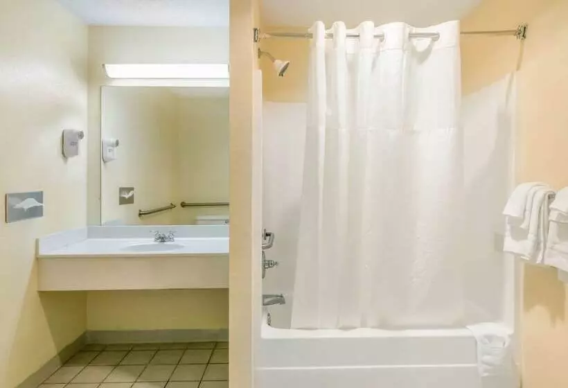 ２ダブルベッドのスタンダードルーム, Americas Best Value Inn Clayton