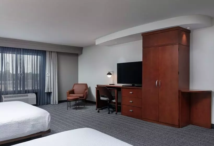 ２ダブルベッドのスタンダードルーム, Courtyard By Marriott Wichita At Old Town