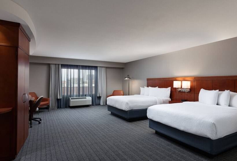Номер Стандарт 2 Двуспальные Кровати, Courtyard By Marriott Wichita At Old Town