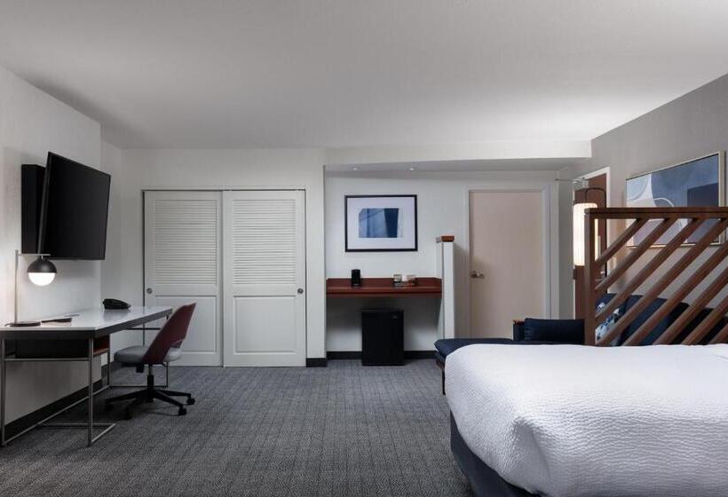 스탠다드 룸 더블 침대 2개, Courtyard By Marriott Wichita At Old Town