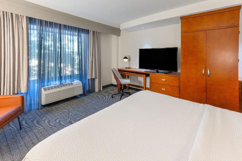 Стандартный Номер Кровать Кинг, Courtyard By Marriott Wichita At Old Town