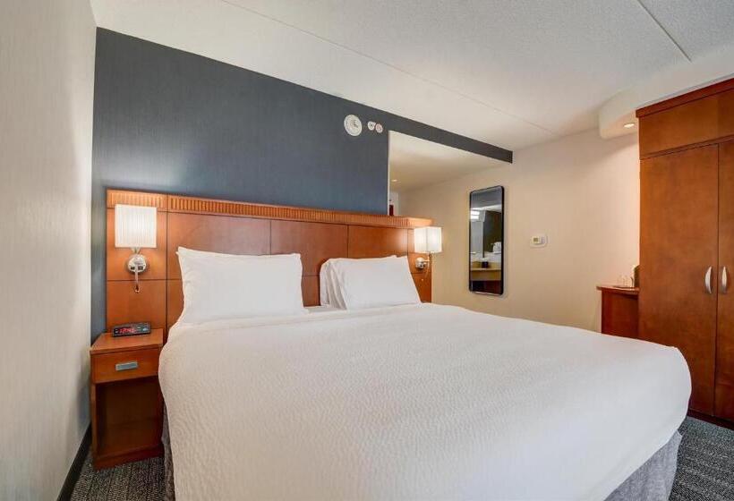스탠다드 룸 킹사이즈 침대, Courtyard Cincinnati North At Union Centre