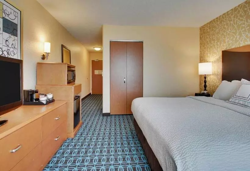 Standard-huone King-vuode, Fairfield Inn & Suites By Marriott Ottawa Starved Rock Area