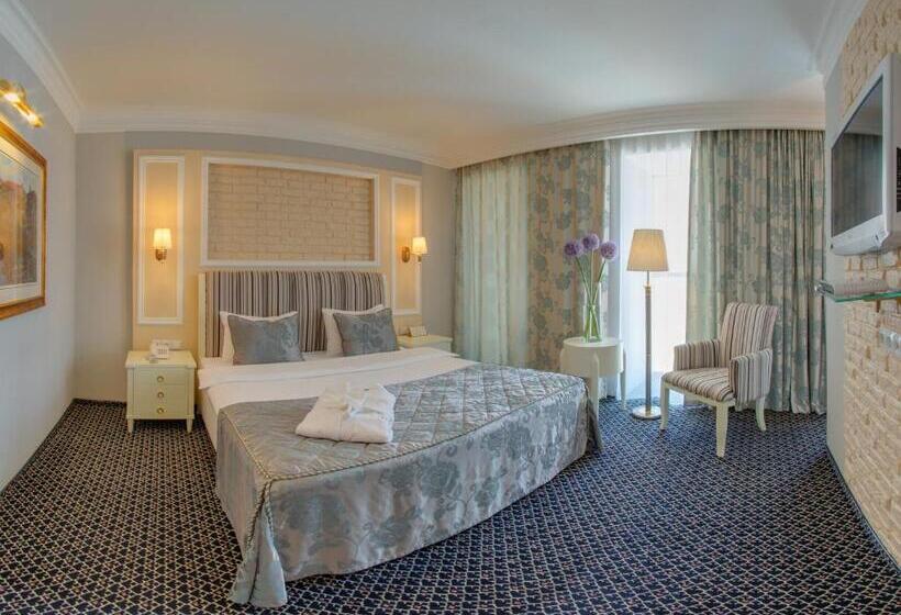 سوییت, Kazzhol Hotel Astana