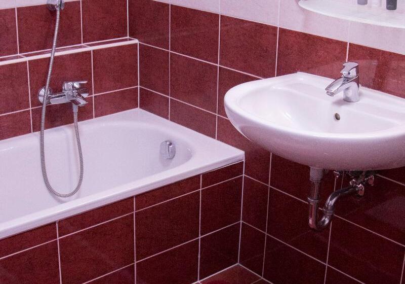 غرفة قياسية سرير كينج, La Quinta By Wyndham Tulsa   Catoosa