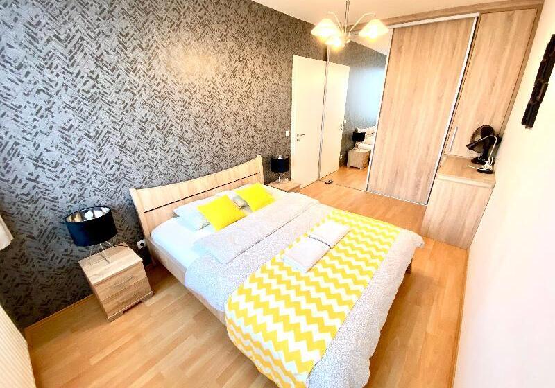 غرفة قياسية سرير كينج, La Quinta By Wyndham Tulsa   Catoosa