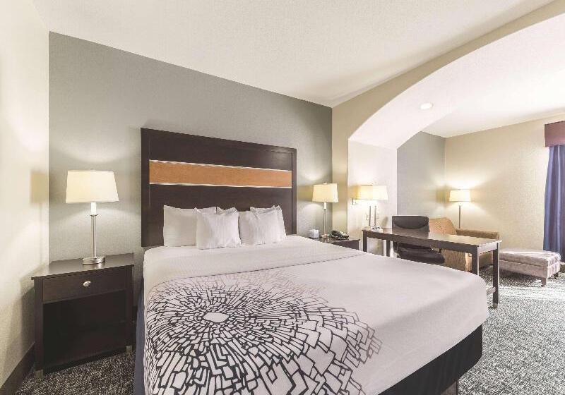 Номер Deluxe, La Quinta By Wyndham Tulsa   Catoosa