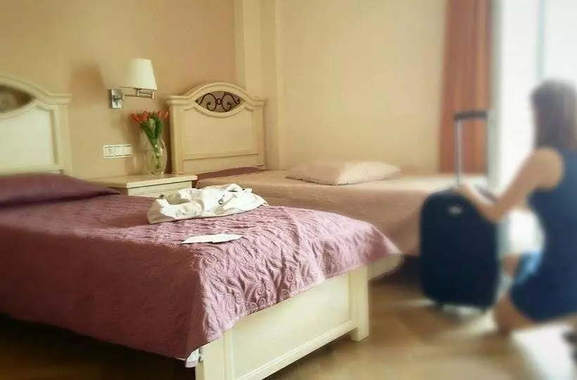 Chambre Standard, Oasis