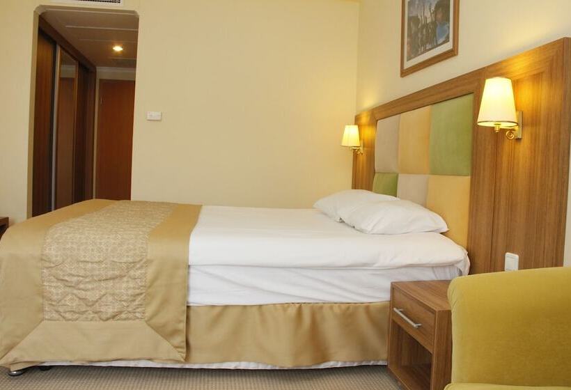 غرفة قياسية, Palan