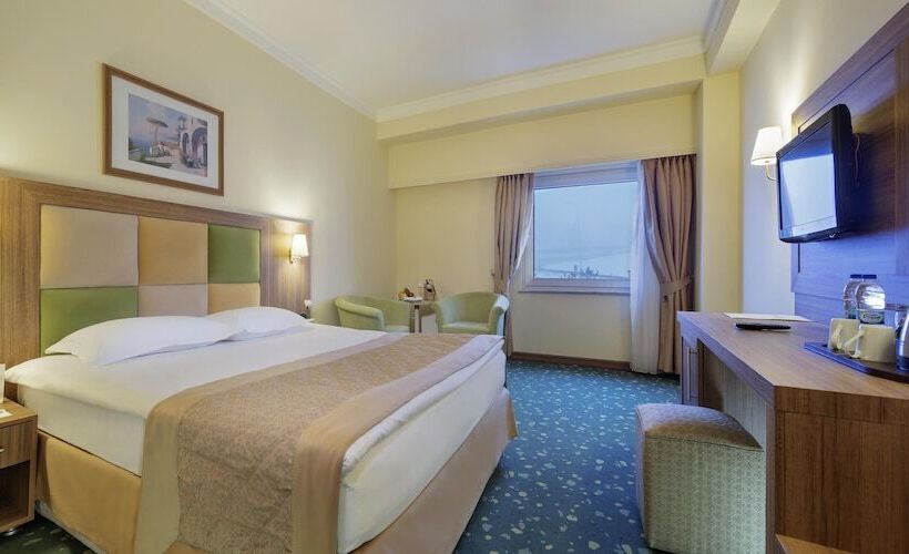 Standard Room, Palan