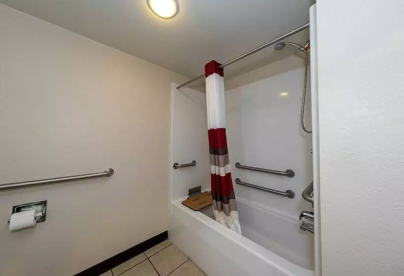 障害者適応デラックスルーム, Red Roof Inn & Suites Biloxi   Ocean Springs