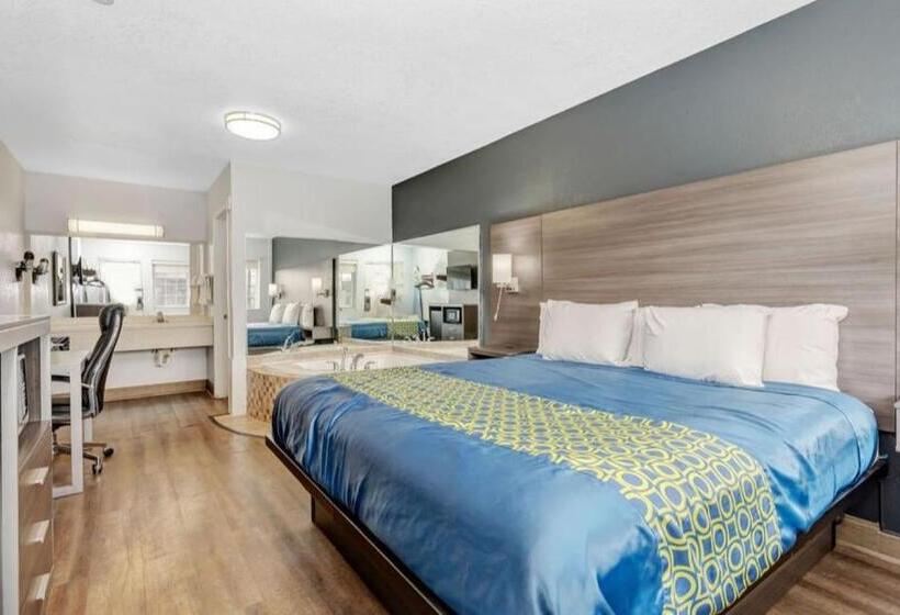 Люкс, Grove City Travel Inn Columbus South