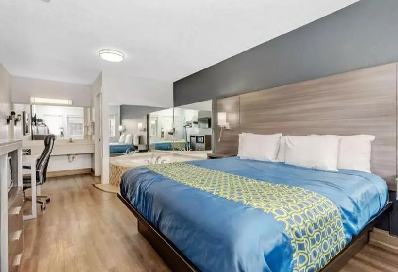 スイート, Grove City Travel Inn Columbus South