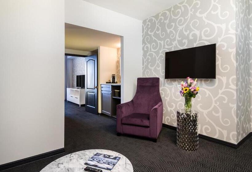 キングサイズベッドのスイートルーム, Tryp By Wyndham Savannah