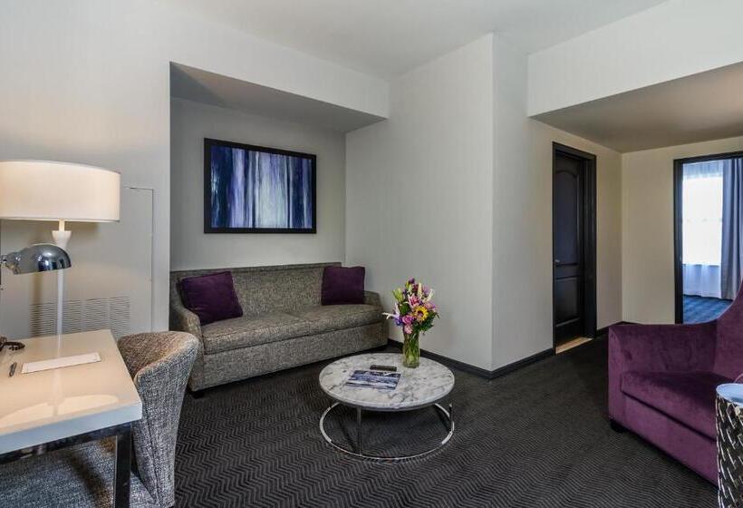 キングサイズベッドのスイートルーム, Tryp By Wyndham Savannah