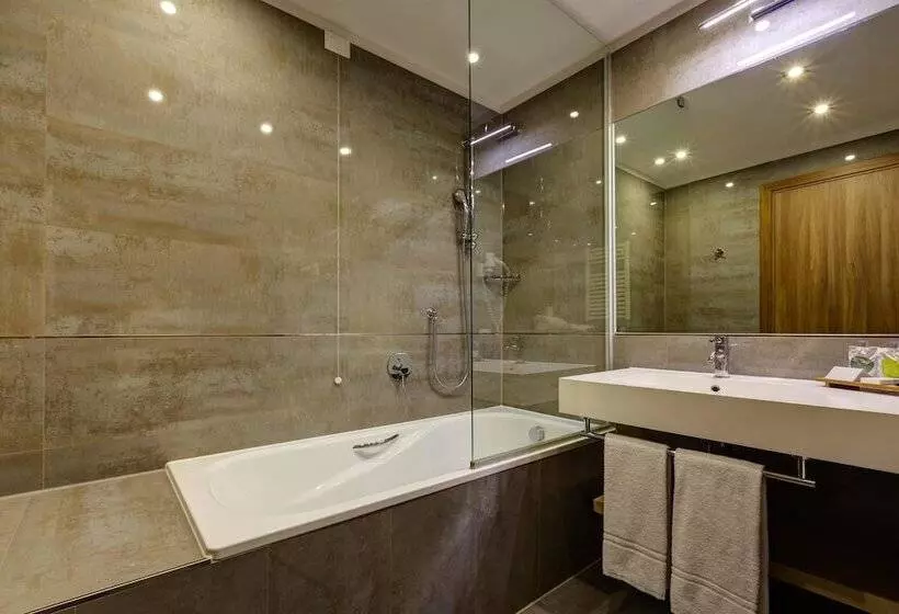 اتاق خانوادگی, Klima Hotel Milano Fiere
