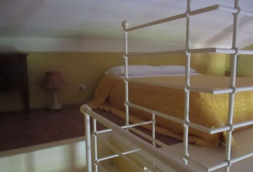 شقة أساسية غرفة واحدة, Le More E I Gelsomini