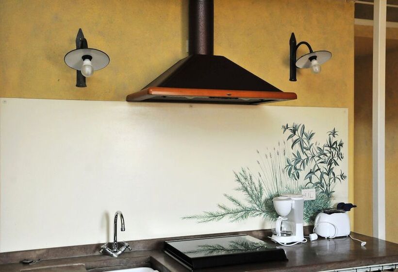 شقة أساسية غرفة واحدة, Le More E I Gelsomini