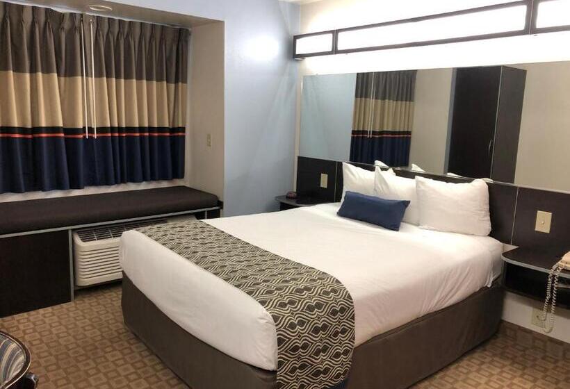Номер Стандарт Адаптированный для Инвалидов, Microtel Inn & Suites By Wyndham Klamath Falls