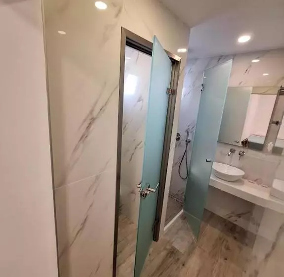 スタンダード４人部屋, Alexandra Mykonos Port
