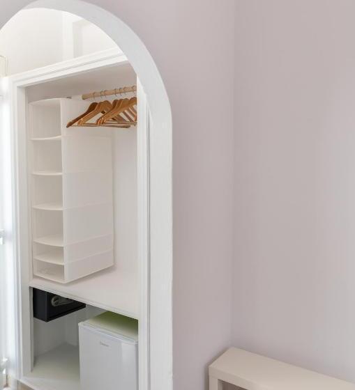 غرفة ديلوكس مطلّة علي البحر مزوَّدة بشُرفة, Alexandra Mykonos Port