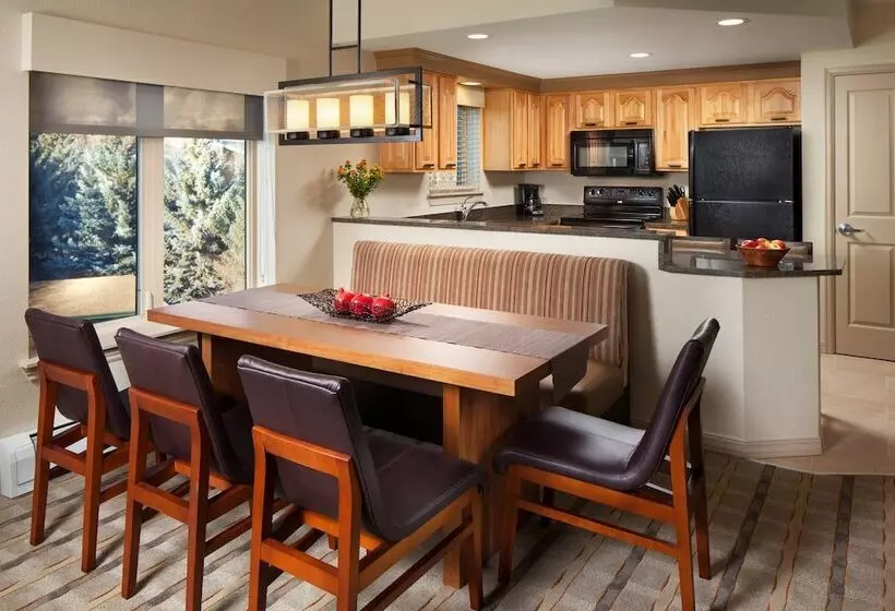 ツーベッドルーム　ヴィラ, Sheraton Lakeside Terrace Villas At Mountain Vista, Avon, Vail Valley