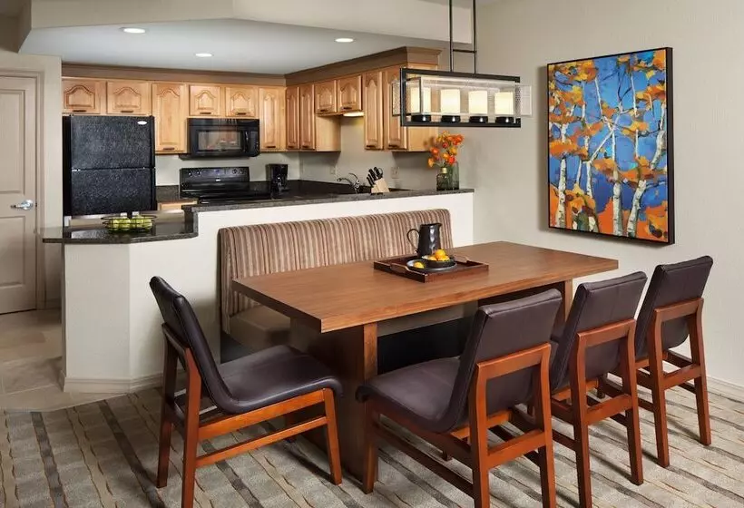 ツーベッドルーム　ヴィラ, Sheraton Lakeside Terrace Villas At Mountain Vista, Avon, Vail Valley