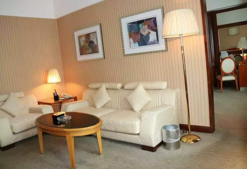 スーペリアースイート, Cinese Hotel Dongguan