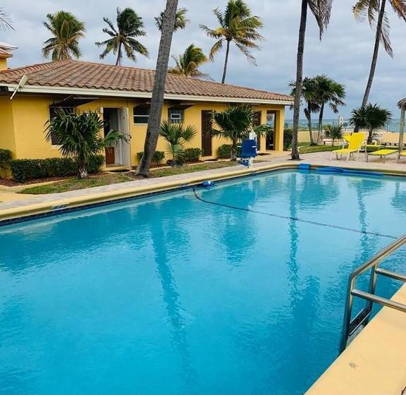 スタンダードルーム, Ebb Tide Resort