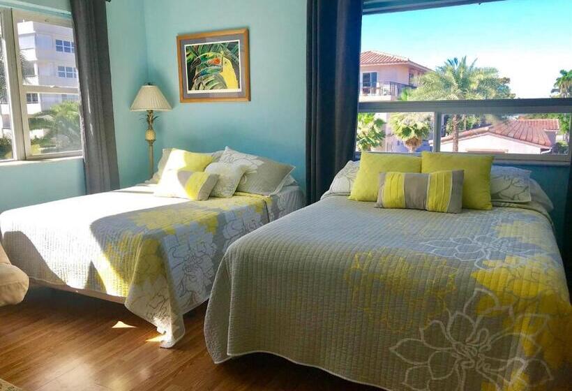 2ダブルベッドのスタンダードルーム, Ebb Tide Resort